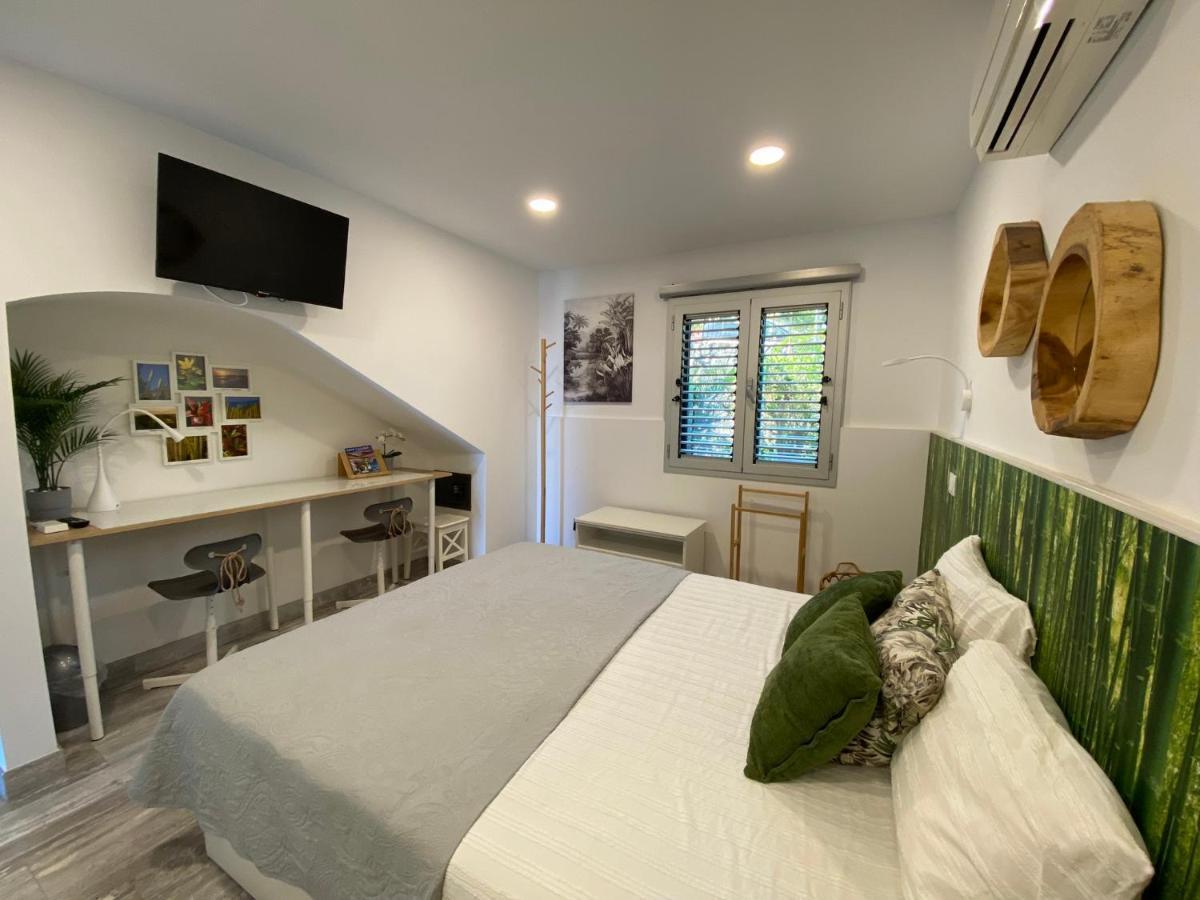 First Beachline Deluxe With Garden And Terrasse In Sun Club San Bartolomé Zewnętrze zdjęcie