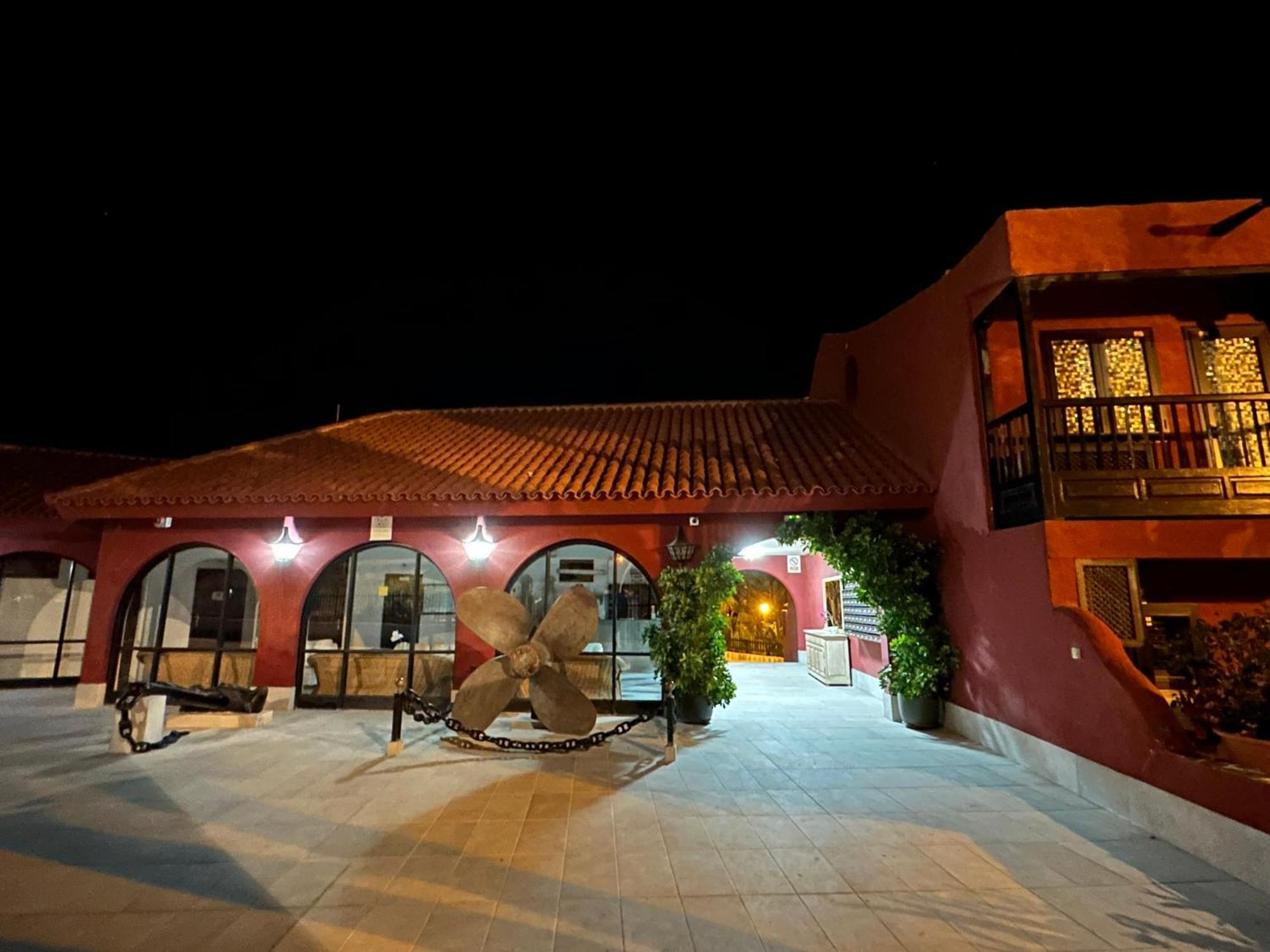 First Beachline Deluxe With Garden And Terrasse In Sun Club San Bartolomé Zewnętrze zdjęcie